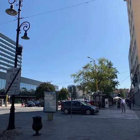 The Modern Art No.1 *